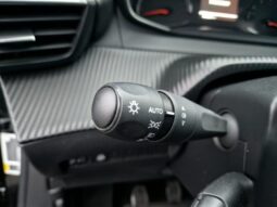 Peugeot 2008 Active / sièges chauffants complet