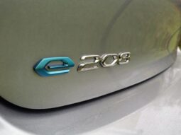 Peugeot 208 e-208 STYLE complet