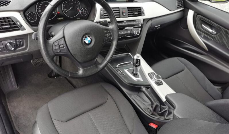 BMW Serie 3 318 Auto / LED / Jantes 17 complet