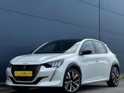 Peugeot 208 GT / EAT8 complet