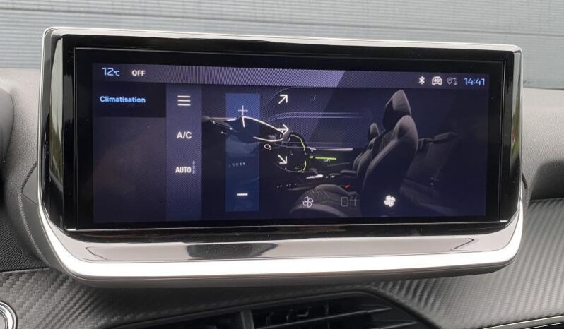 Peugeot 208 Allure / Carplay / Sièges chau complet