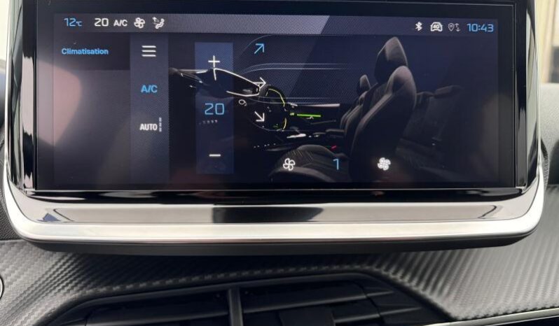 Peugeot 208 Allure / Carplay / Sièges chau complet