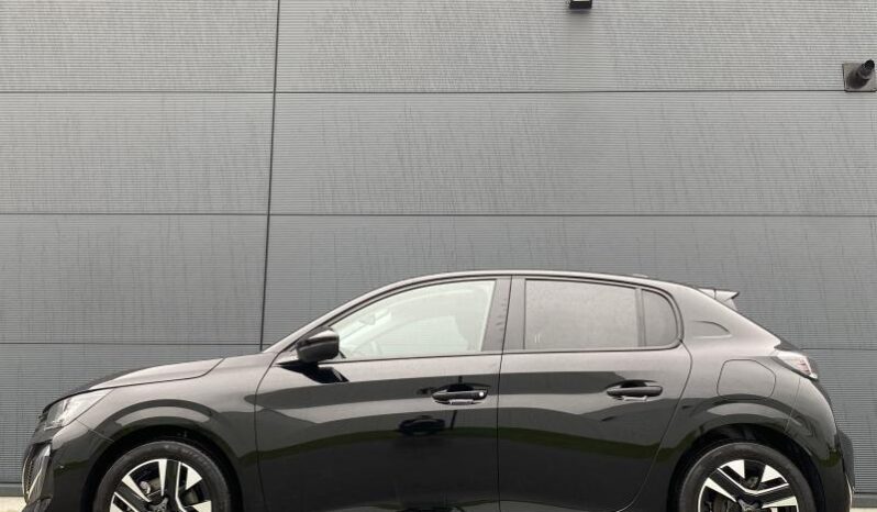 Peugeot 208 Allure / Carplay / Sièges chau complet