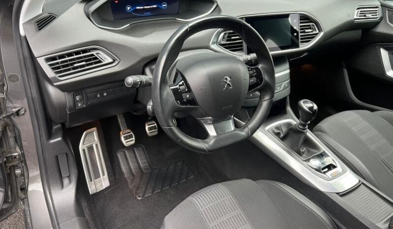 Peugeot 308 Allure Pack / Carplay complet