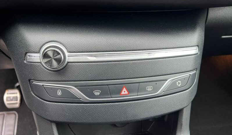 Peugeot 308 Allure Pack / Carplay complet