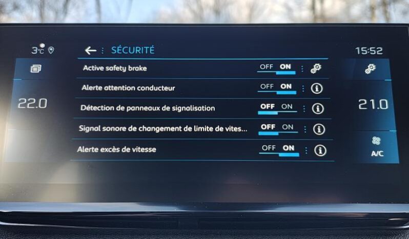 Peugeot 5008 Allure Pack / 1.2 e-DSC6 complet