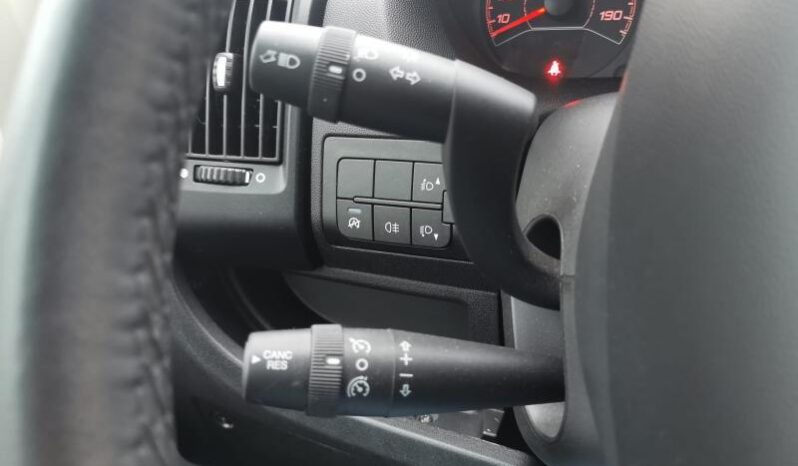 Peugeot Boxer Fourgon tôlé 335 L2H2 complet