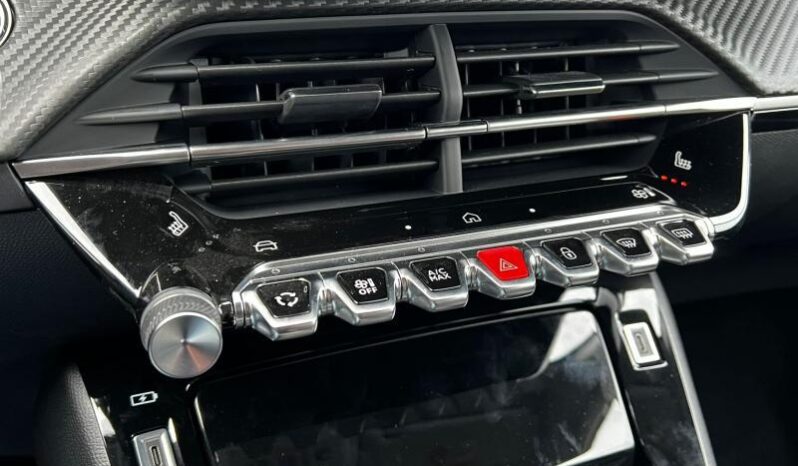 Peugeot 208 Allure / Carplay / Sièges chau complet