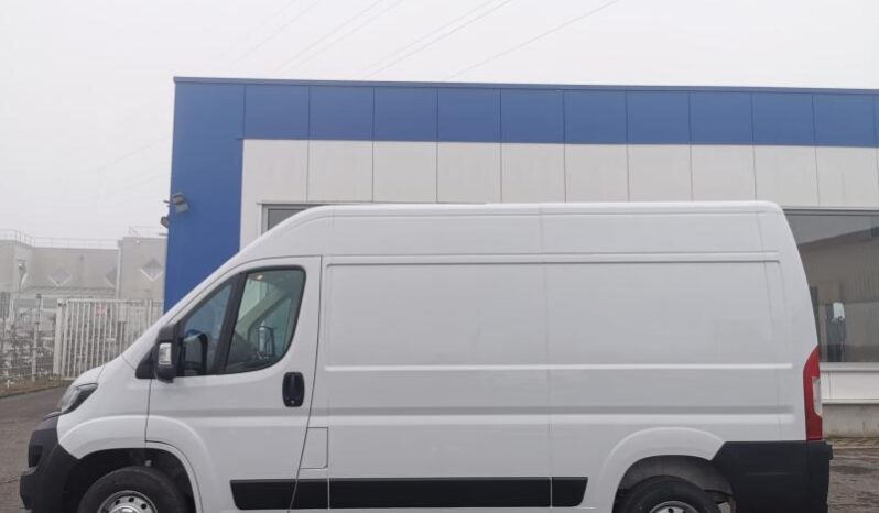 Peugeot Boxer Fourgon tôlé 335 L2H2 complet