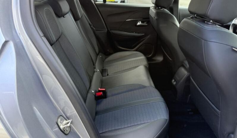Peugeot 208 Allure / EAT8 / Carplay complet