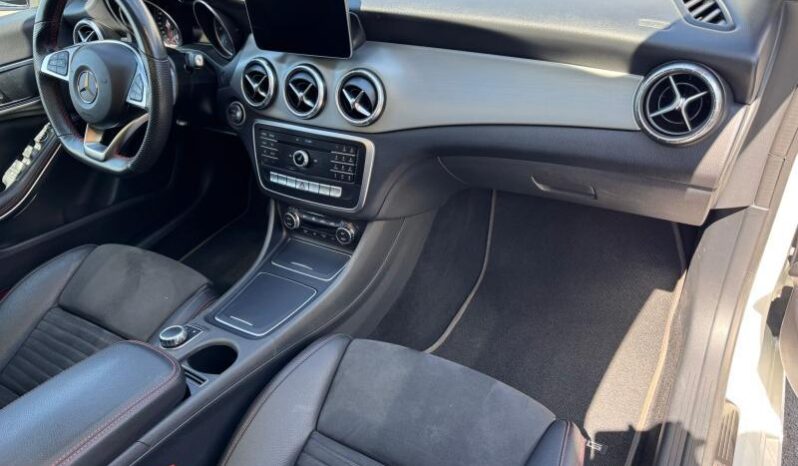 Mercedes-Benz CLA 200 200d / Shooting Brake / 7G-DCT complet