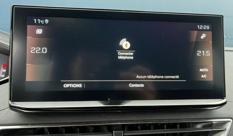Peugeot 5008 GT / EAT8 complet