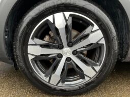 Peugeot 5008 GT / EAT8 complet