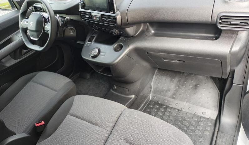 Peugeot Partner L2 / EAT8 / Asphalt / Long complet