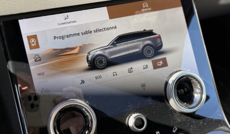 Land Rover Range Rover Velar AWD R-Dynamic / Pano / JA20 complet