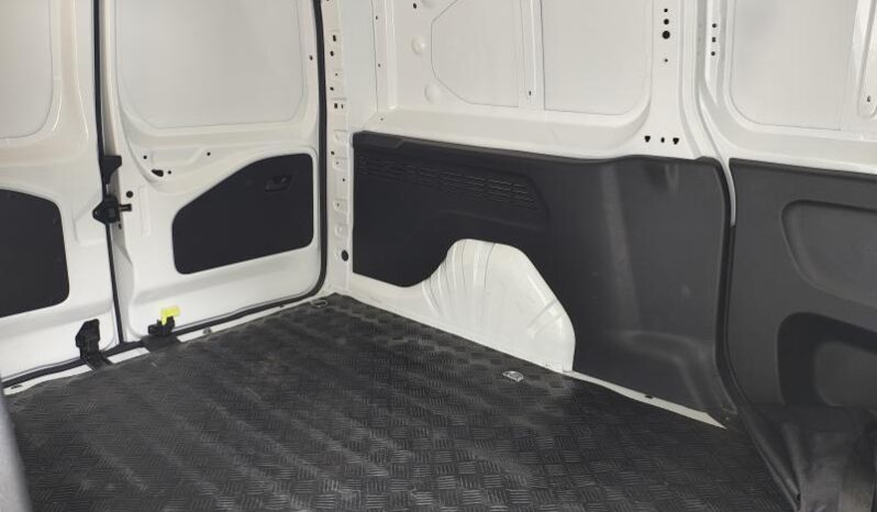 Peugeot Partner L2 / EAT8 / Asphalt / Long complet