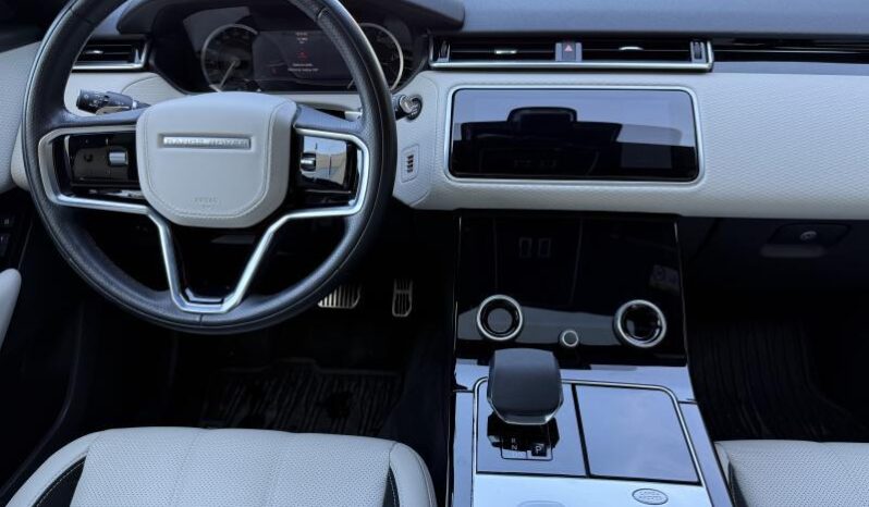 Land Rover Range Rover Velar AWD R-Dynamic / Pano / JA20 complet