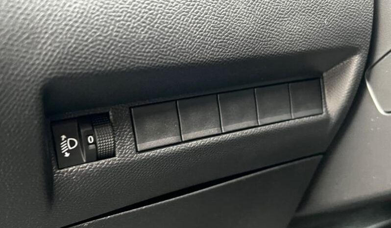 Peugeot 208 Allure / Carplay / Sièges chau complet