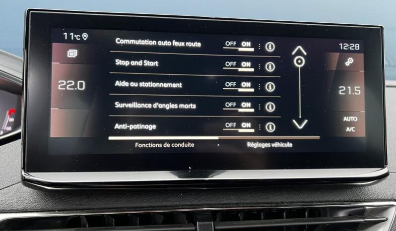 Peugeot 5008 GT / EAT8 complet