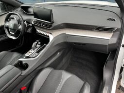 Peugeot 5008 GT / EAT8 complet