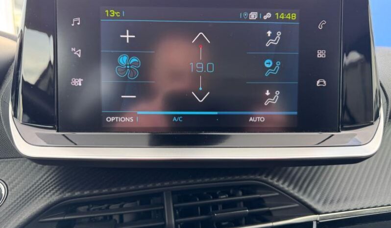 Peugeot e-208 E-208 / Style complet