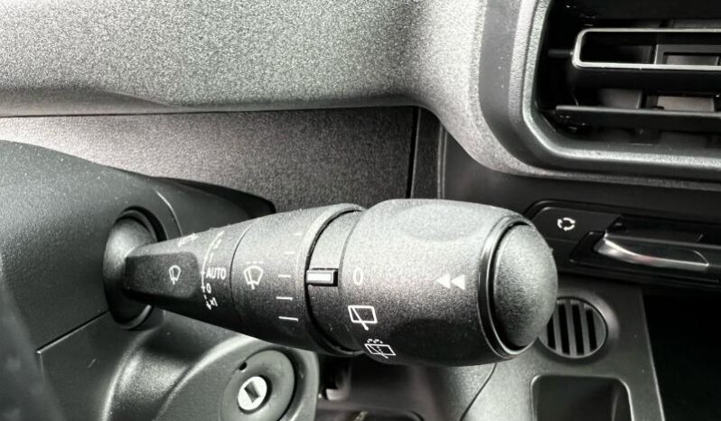 Peugeot Rifter GT / EAT8 / 1.5 BlueHDI complet