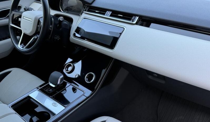 Land Rover Range Rover Velar AWD R-Dynamic / Pano / JA20 complet