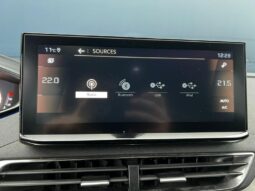 Peugeot 5008 GT / EAT8 complet