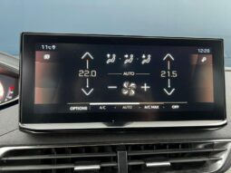Peugeot 5008 GT / EAT8 complet