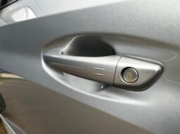 Peugeot 208 Allure / Carplay / Sièges chau complet