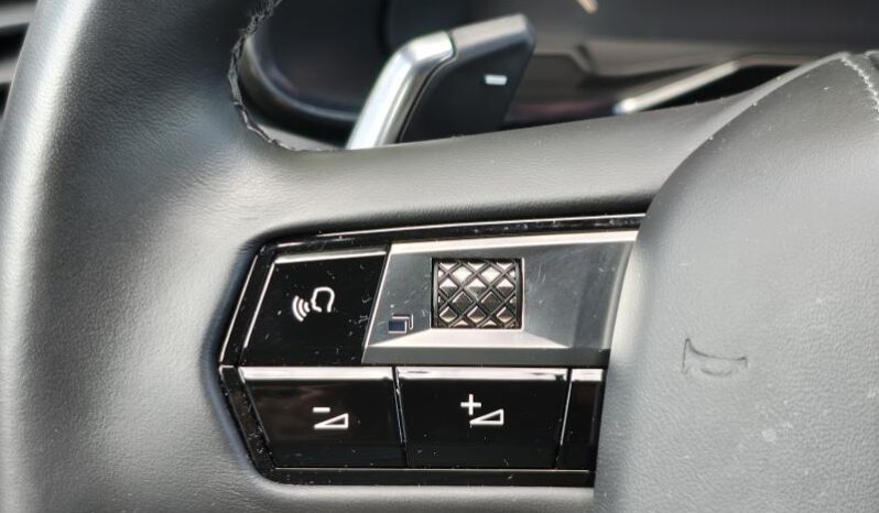 DS Automobiles DS 7 Opéra complet