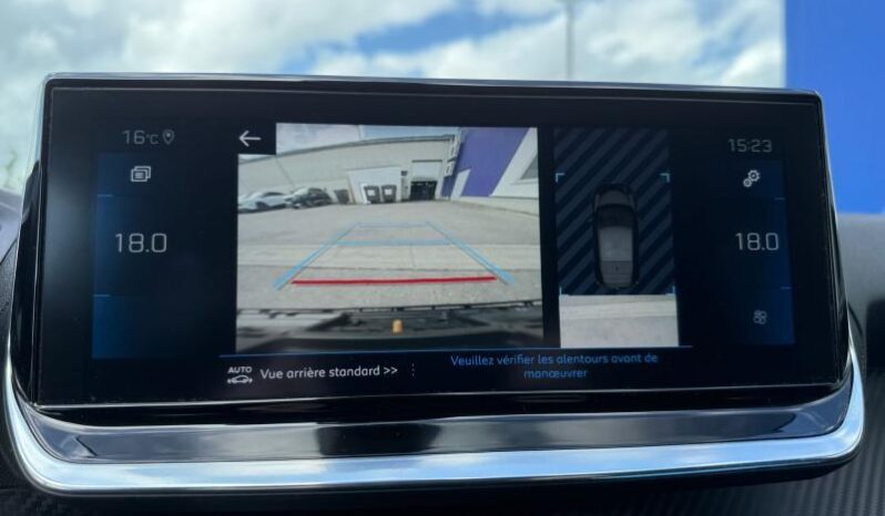 Peugeot 208 Allure / EAT8 / Carplay complet