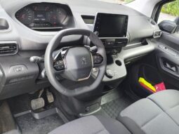 Peugeot Partner L2 / EAT8 / Asphalt / Long complet