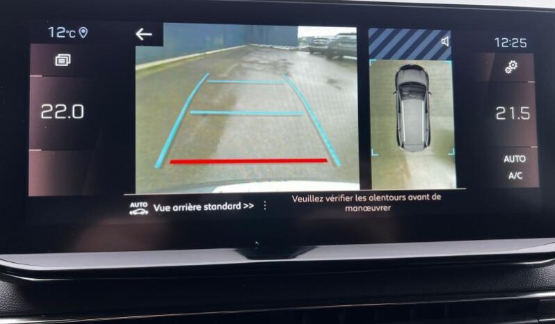 Peugeot 5008 GT / EAT8 complet