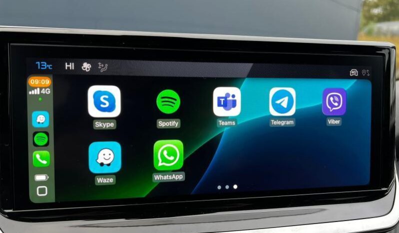 Peugeot 208 Allure / Carplay / Sièges chau complet