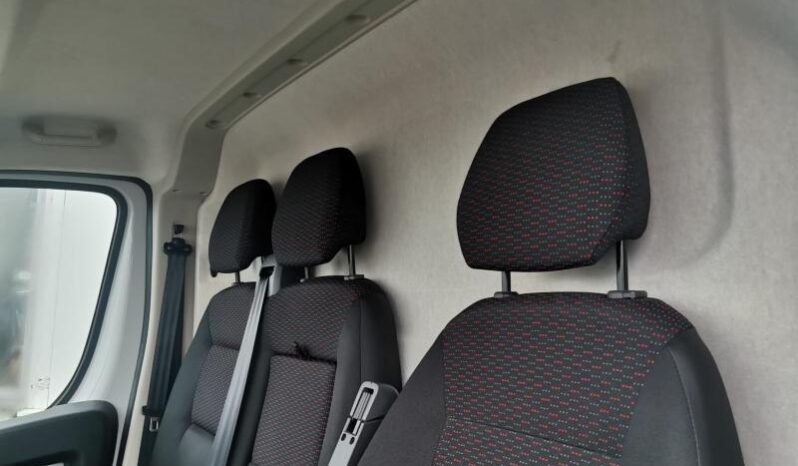 Peugeot Boxer Fourgon tôlé 335 L2H2 complet