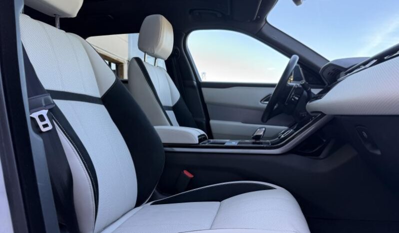 Land Rover Range Rover Velar AWD R-Dynamic / Pano / JA20 complet