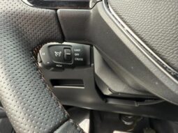 Peugeot 5008 GT / EAT8 / 7 places / 1.5 Blu complet