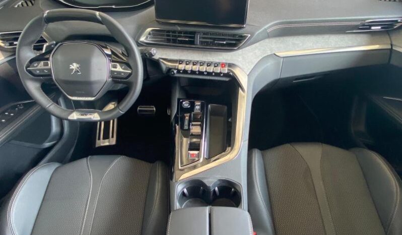 Peugeot 5008 GT / EAT8 / 7 Places / 1.5 Blu complet