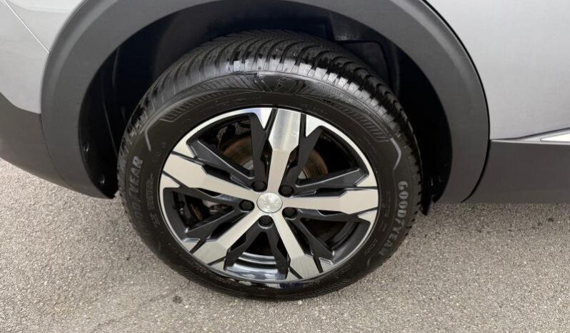 Peugeot 5008 GT / EAT8 / 7 places / 1.5 Blu complet