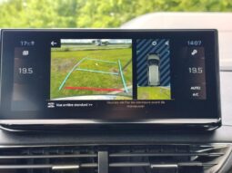 Peugeot 5008 GT / EAT8 / 7 places / 1.5 Blu complet