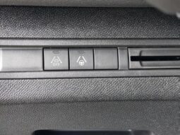 Peugeot 5008 GT / EAT8 / 7 places / 1.5 Blu complet