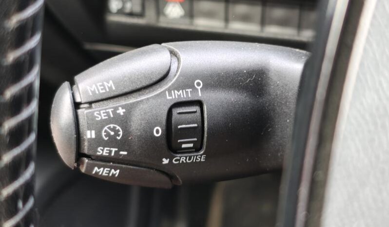 Peugeot 2008 Allure / 130ch / GPS complet