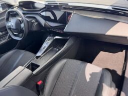 Peugeot 308 Allure / EAT8 / 1.5 BlueHDi complet