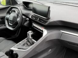 Peugeot 5008 Allure / 7 Places / Carplay complet