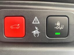 Peugeot 5008 GT / EAT8 / 7 Places / 1.5 Blu complet