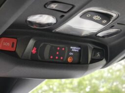 Peugeot 5008 GT / EAT8 / 7 places / 1.5 Blu complet