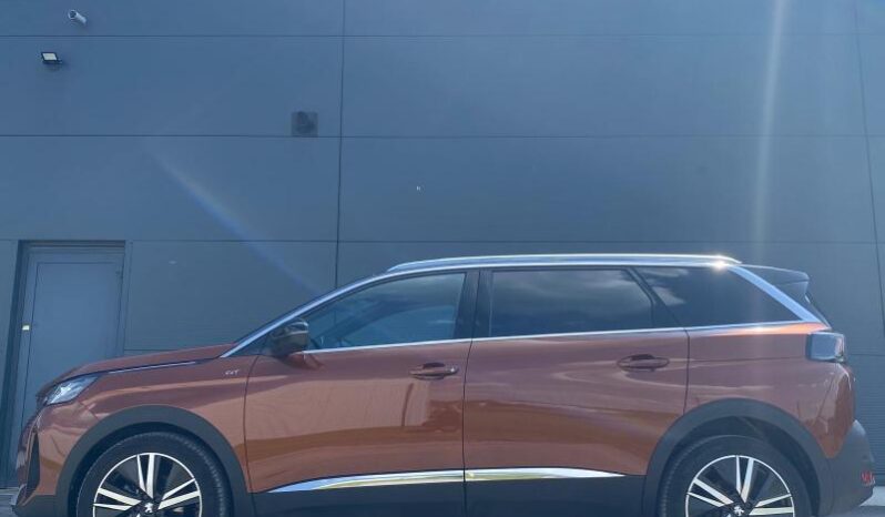 Peugeot 5008 GT / EAT8 / 7 Places / 1.5 Blu complet