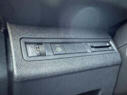 Peugeot 3008 Allure Pack / EAT8 / 1.5 BlueH complet