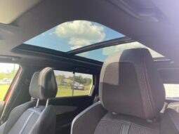 Peugeot 5008 GT / EAT8 / 7 Places / 1.5 Blu complet